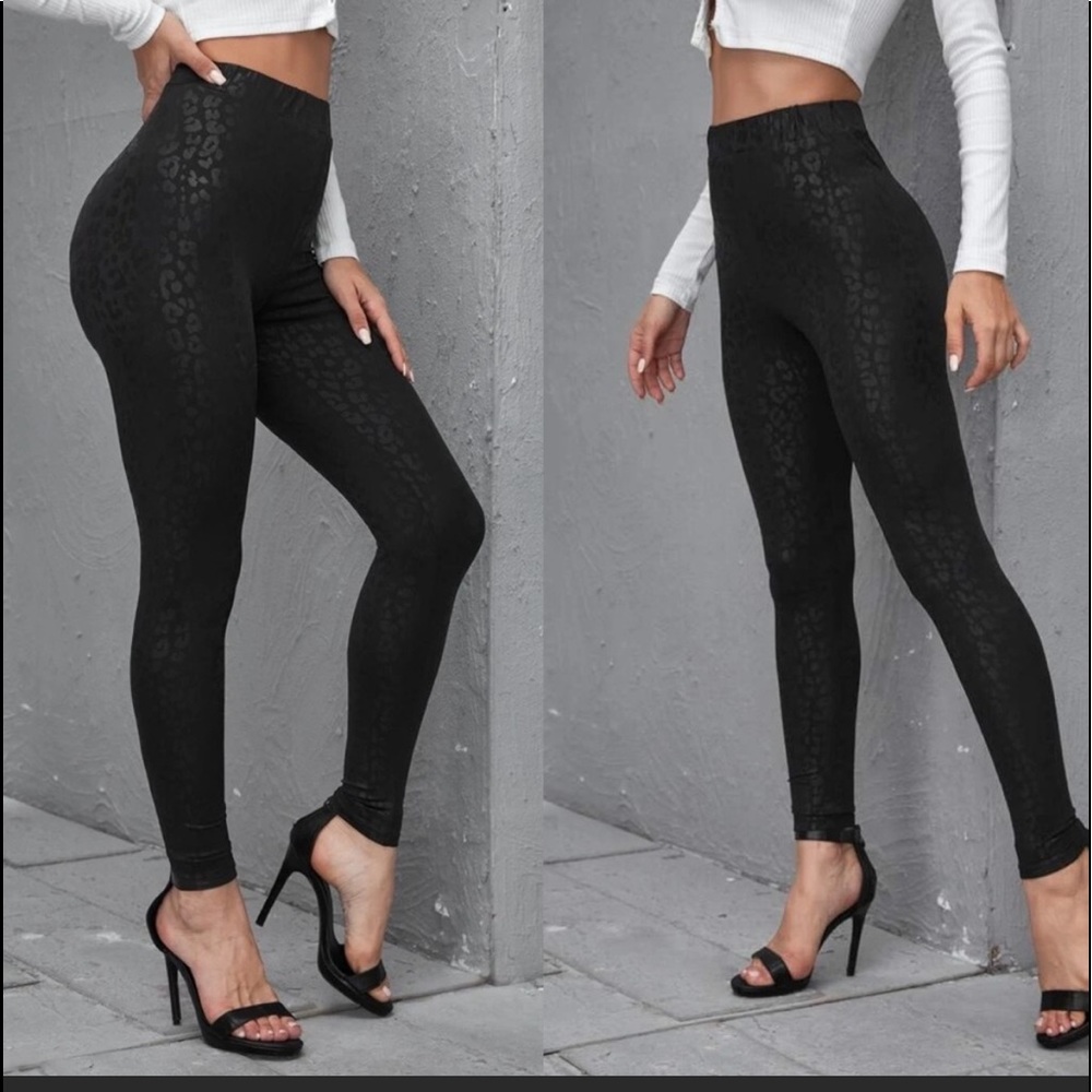 Black Leopard Jacquard Leggings - Small-Med-Large